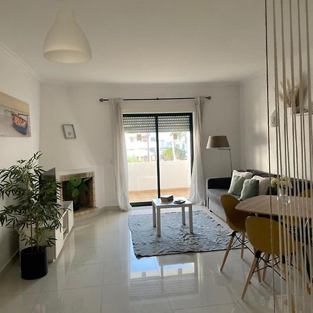 Apartamento Encantador A 100M Da Praia Carvoeiro  Exterior photo